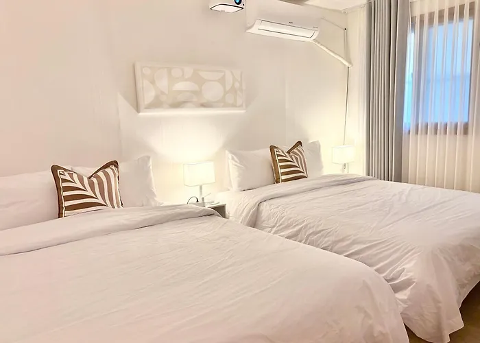 Hongdae Ewha 2br Cozy 7min To Ewha Univ Station アパート *
