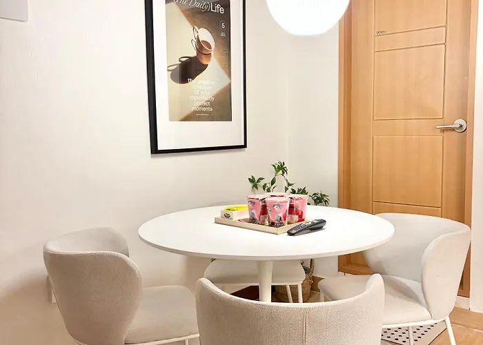 アパート Hongdae Ewha 2br Cozy 7min To Ewha Univ Station *