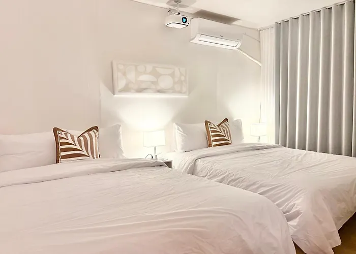 Hongdae Ewha 2br Cozy 7min To Ewha Univ Station