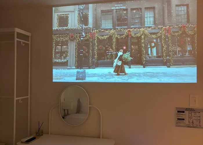 Hongdae Ewha 2br Cozy 7min To Ewha Univ Station