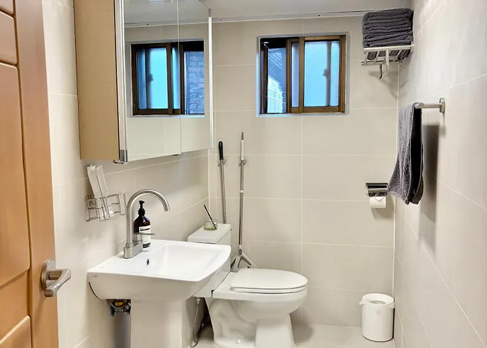 Hongdae Ewha 2br Cozy 7min To Ewha Univ Station * ソウル特別市